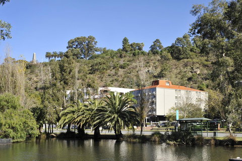 Sullivans Hotel - Accommodation Cooktown 0