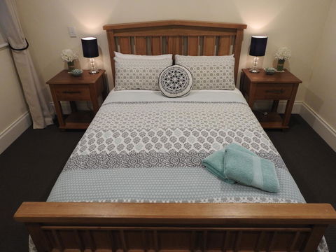Quiet Escapes Cottages - Accommodation Cooktown 9