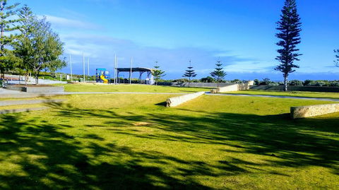 Mandurah Beach Front Apartment - Accommodation Cooktown 9