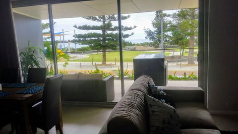 Mandurah Beach Front Apartment - Accommodation Cooktown 3