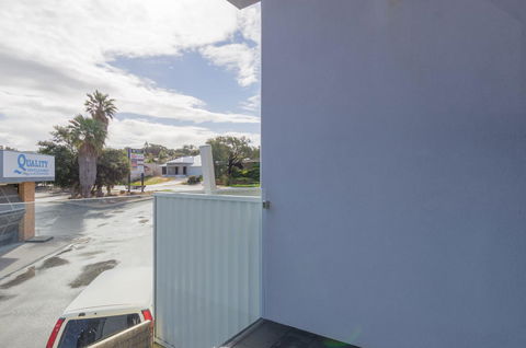 Sunset Place Apartments - Accommodation Cooktown 34
