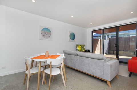 Sunset Place Apartments - Accommodation Cooktown 9