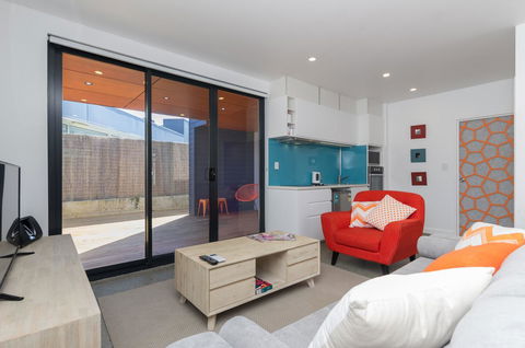 Sunset Place Apartments - Accommodation Cooktown 3