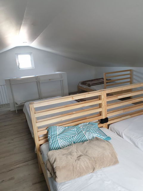 DIANELLA Budget Rooms Happy Place To Stay - Accommodation Cooktown 4