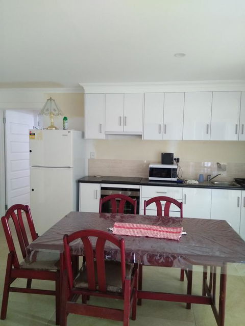 DIANELLA Budget Rooms Happy Place To Stay - Accommodation Cooktown 8