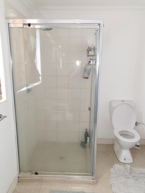 DIANELLA Budget Rooms Happy Place To Stay - Accommodation Cooktown 12