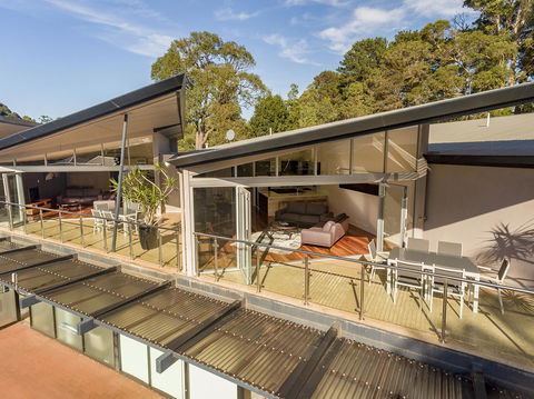 Central Avenue Apartments - Accommodation Cooktown 5