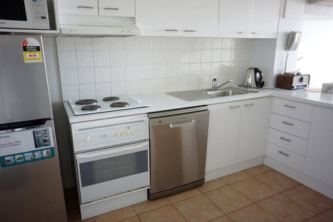 Oceanside 8 - Accommodation Cooktown 6