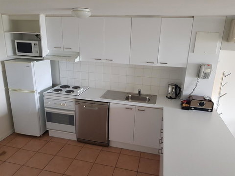Oceanside 8 - Accommodation Cooktown 5
