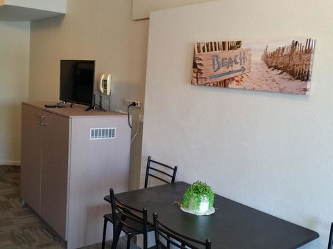 Mandurah Foreshore Motel - Accommodation Cooktown 10