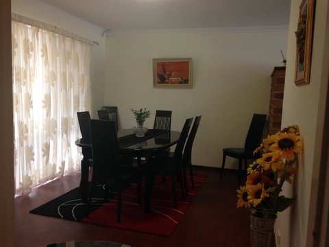 â˜… Stylish Family Home! â˜… - Accommodation Cooktown 8