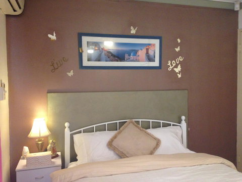 â˜… Stylish Family Home! â˜… - Accommodation Cooktown 10