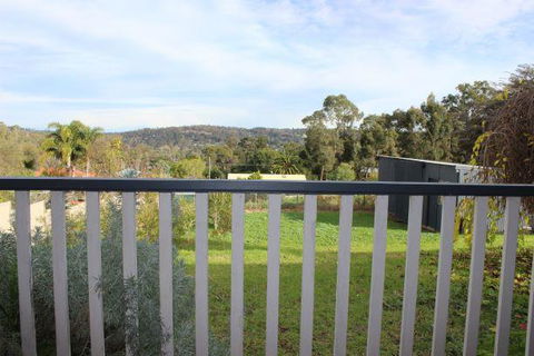 Yvonnes Rest Holiday Home - Accommodation Cooktown 8