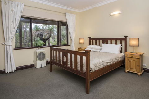 A Hidden Bush Delight - Accommodation Cooktown 28