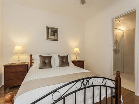 Attadale Excutive Villa - Accommodation Cooktown 13
