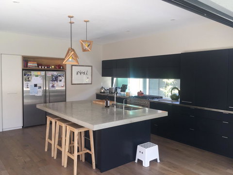 The Pool House - Fremantle - Accommodation Cooktown 12