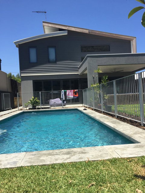 The Pool House - Fremantle - Accommodation Cooktown 28