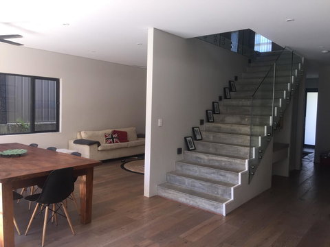 The Pool House - Fremantle - Accommodation Cooktown 10