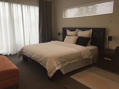 The Pool House - Fremantle - Accommodation Cooktown 11