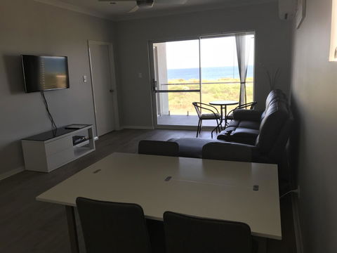 Beach House At SeaScapes.. - Accommodation Cooktown 18