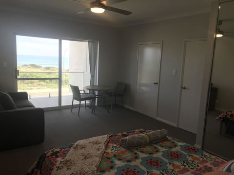 Beach House At SeaScapes.. - Accommodation Cooktown 12