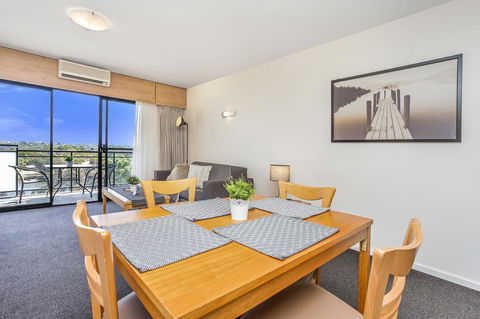 508 Stupendous Sunsets & Views Pool Gym Parking - Accommodation Cooktown 7