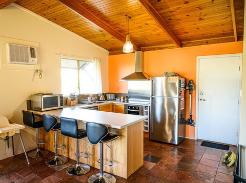 The Bothy Lancelin Family Retreat - Accommodation Cooktown 5