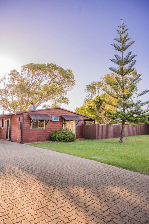 The Bothy Lancelin Family Retreat - Accommodation Cooktown 11