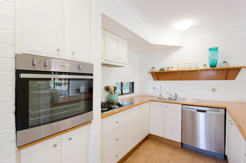 Monument Hill Townhouse - Fremantle - Accommodation Cooktown 18
