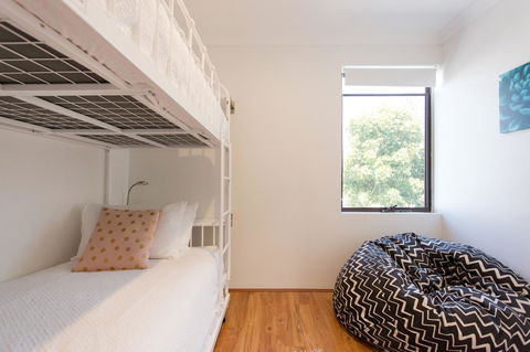 Monument Hill Townhouse - Fremantle - Accommodation Cooktown 12