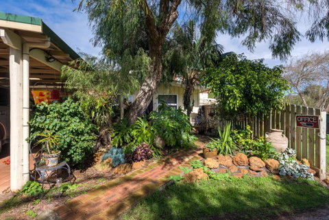 Surfside Ocean Beach Denmark Holiday Accommodation - Accommodation Cooktown 5