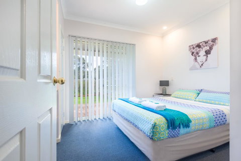 Surfside Ocean Beach Denmark Holiday Accommodation - Accommodation Cooktown 12