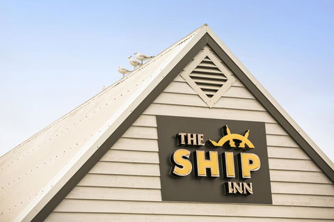 Nightcap At The Ship Inn - Accommodation Cooktown 37