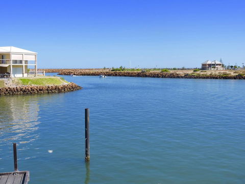 Oceans Edge - Busselton - Accommodation Cooktown 13