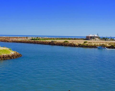 Oceans Edge - Busselton - Accommodation Cooktown 14