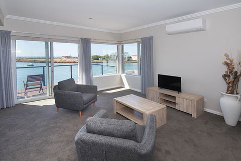 Oceans Edge - Busselton - Accommodation Cooktown 6