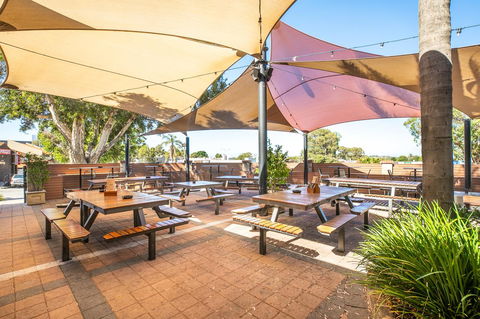 Nightcap At Wanneroo Tavern - Accommodation Cooktown 29