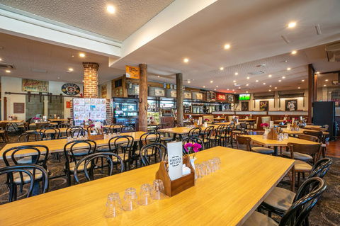 Nightcap At Wanneroo Tavern - Accommodation Cooktown 31