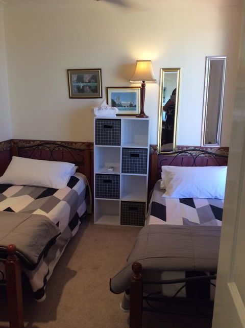 Crossland House - Accommodation Cooktown 11