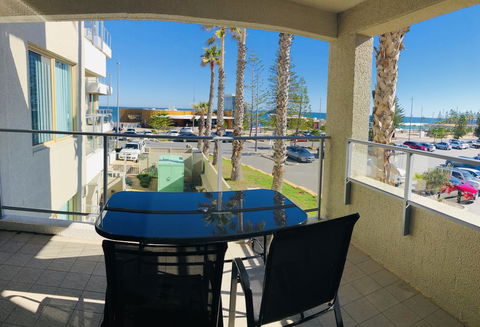 Sandcastles At The Beach Outstanding Location! - Accommodation Cooktown 3