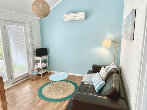 Whitesands Holiday Villas - Accommodation Cooktown 7