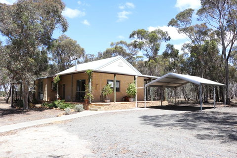 Kendenup Cottages And Lodge - Accommodation Cooktown 23