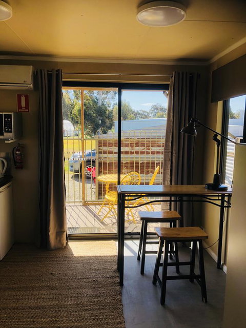 Kendenup Cottages And Lodge - Accommodation Cooktown 4