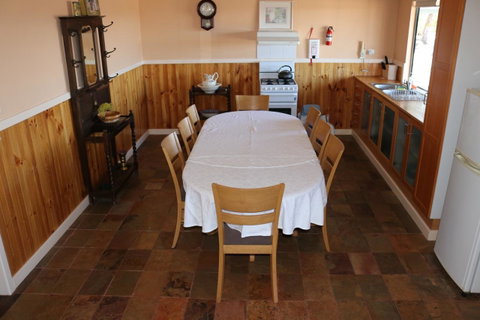 Kendenup Cottages And Lodge - Accommodation Cooktown 13