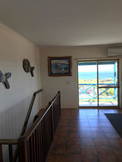Surf Views - Accommodation Cooktown 5