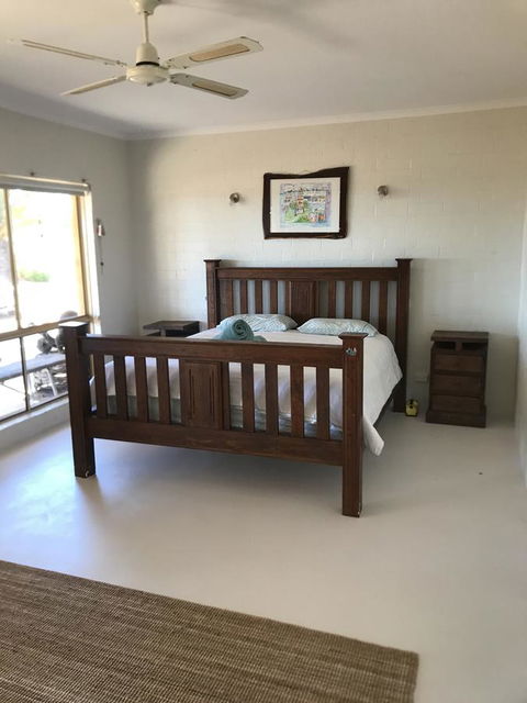 Surf Views - Accommodation Cooktown 9