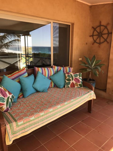 Surf Views - Accommodation Cooktown 11