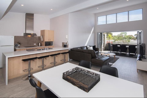 Rooftop Margaret River - Accommodation Cooktown 0