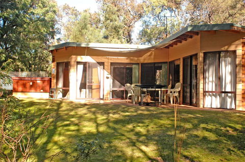 Yelverton Brook Conservation Sanctuary - Accommodation Cooktown 7