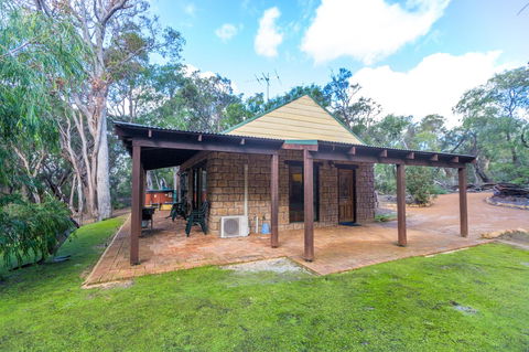 Yelverton Brook Conservation Sanctuary - Accommodation Cooktown 12